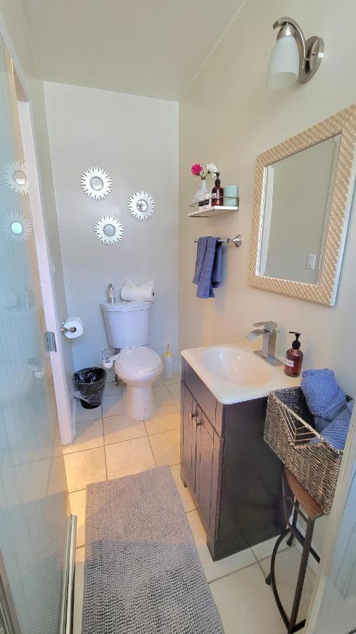 Large 1-bedroom With Kitchen In Encino Сasa de vacaciones *